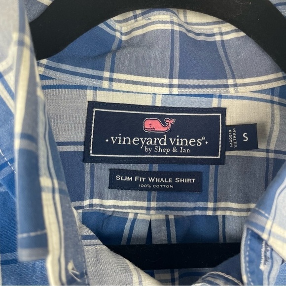 Vineyard vines blue and white plaid button down small - Picture 3 of 6